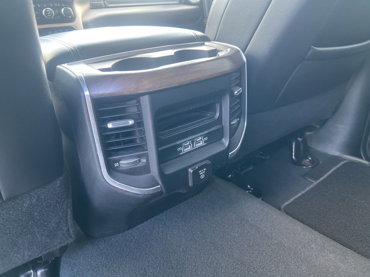 Used 2022 RAM 2500 Laramie AWD/4WD image 21
