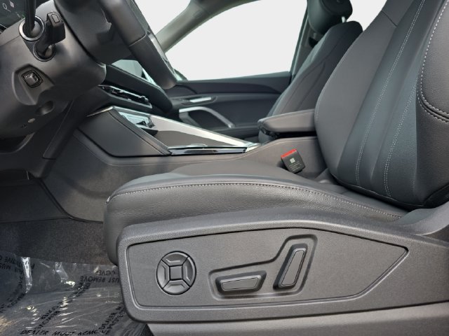 Certified 2025 Audi Q5 Premium w/ Convenience Package AWD/4WD image 31