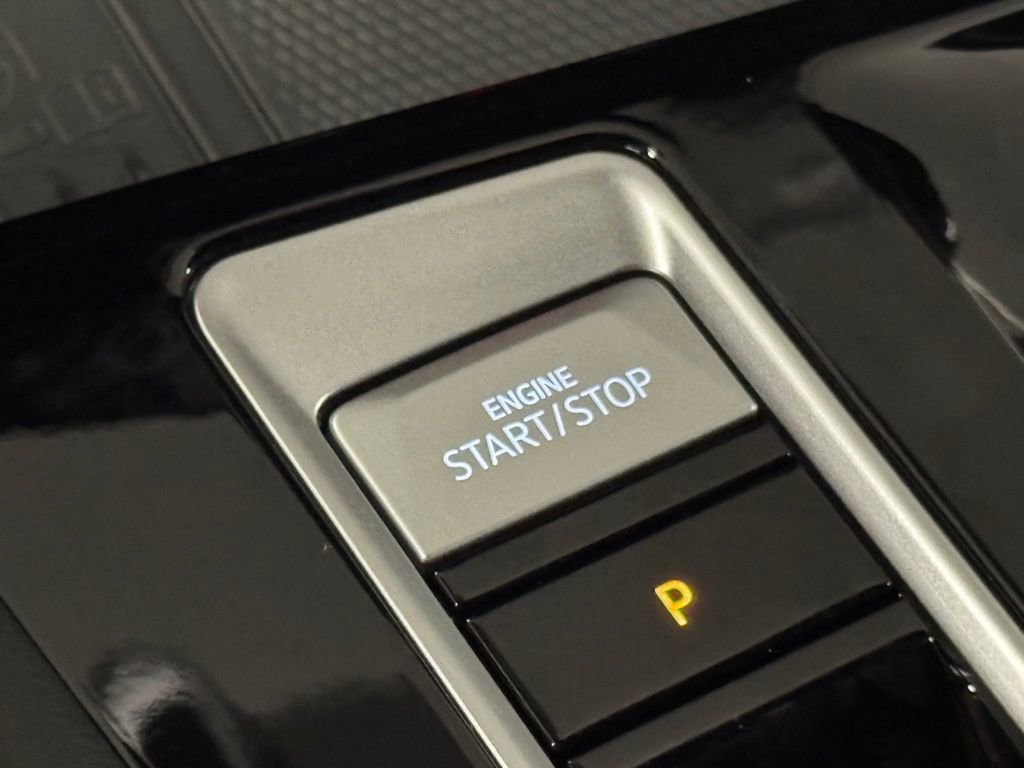 New 2026 Volkswagen Atlas Cross Sport SE image 13