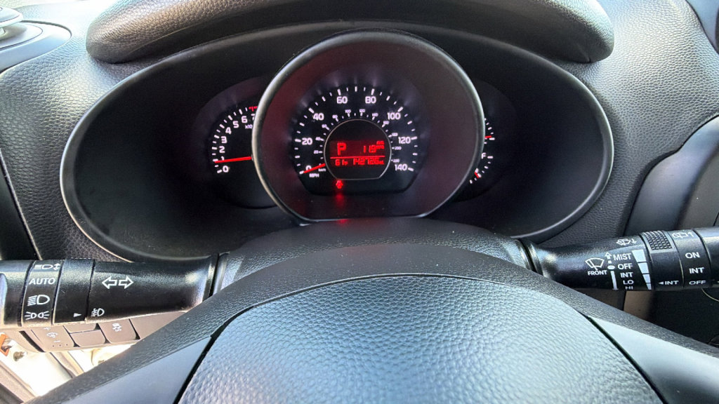 Used 2017 Kia Soul + image 21