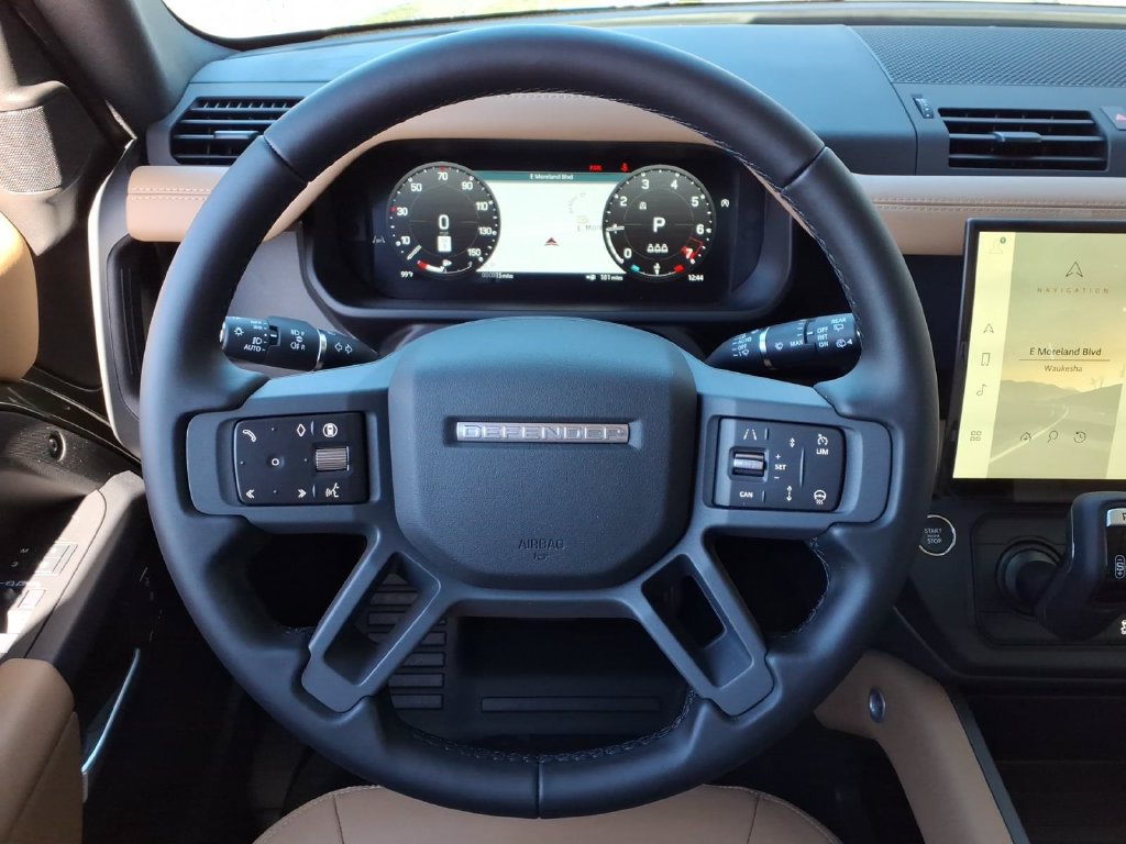New 2026 Land Rover Defender 110 S AWD/4WD image 16