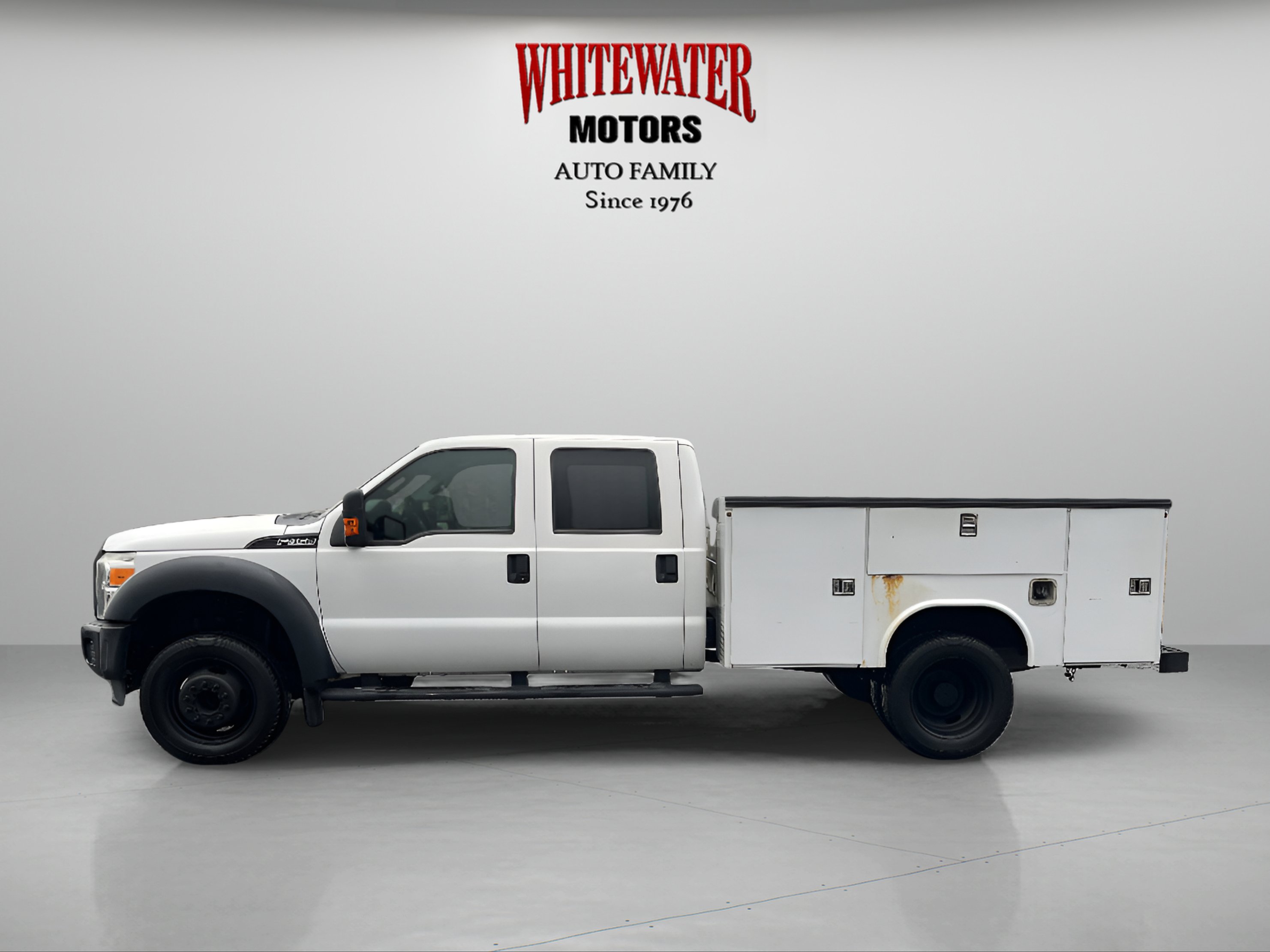 Used 2015 Ford F450 XL w/ Power Equipment Group image 2
