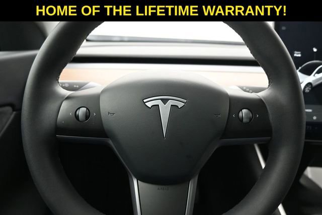 Used 2021 Tesla Model Y Long Range AWD/4WD image 16
