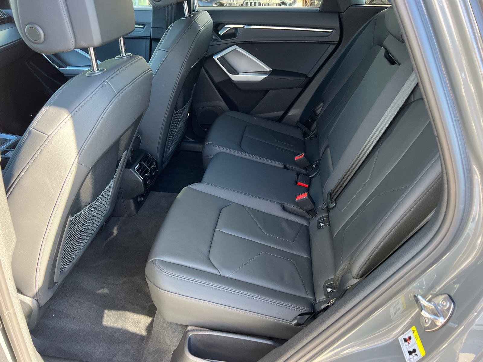 Used 2024 Audi Q3 2.0T Premium Plus w/ Premium Plus Package image 21