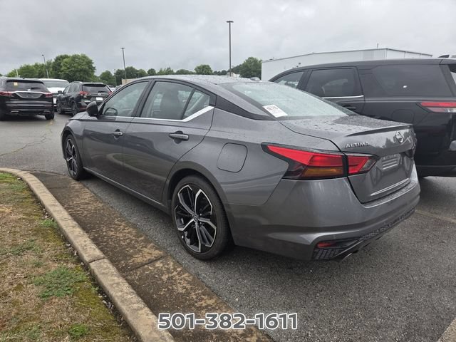 Used 2025 Nissan Altima 2.5 SR FWD image 3
