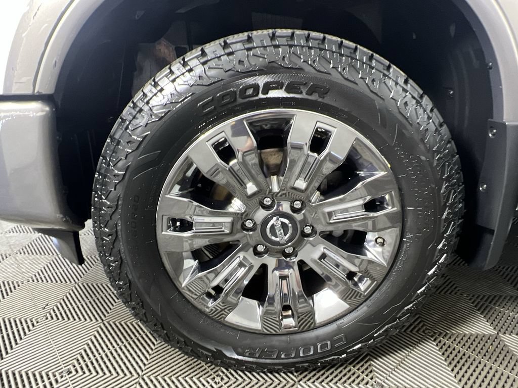 Used 2018 Nissan Titan Platinum Reserve w/ Platinum Utility Package AWD/4WD image 22