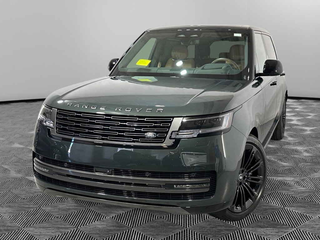 New 2025 Land Rover Range Rover Long Wheelbase SE