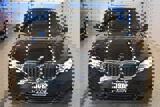 Used 2021 BMW 330i xDrive Sedan w/ Premium Package image 3