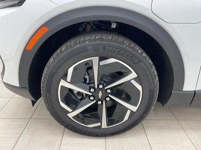 New 2026 Chevrolet Equinox EV LT image 7