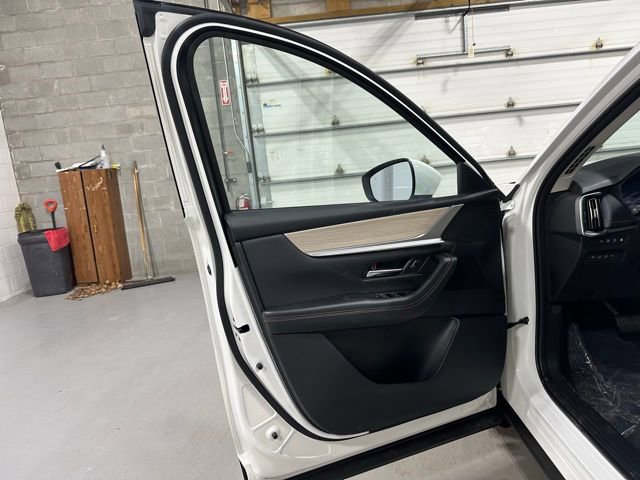 New 2026 MAZDA CX-90 Plug-In Hybrid w/ Preferred image 11