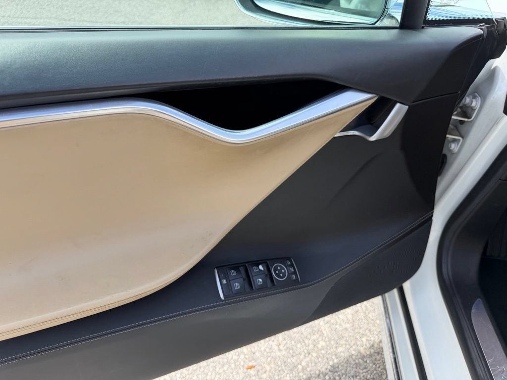 Used 2016 Tesla Model S 90D AWD/4WD image 19