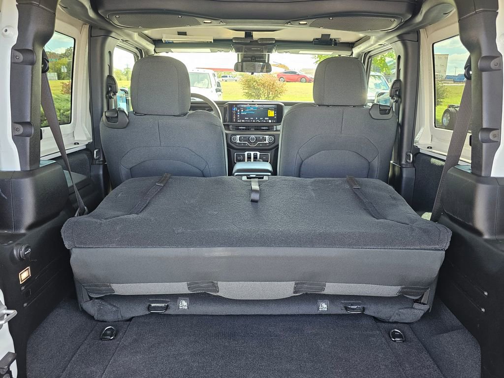 Used 2024 Jeep Wrangler Sport S image 30