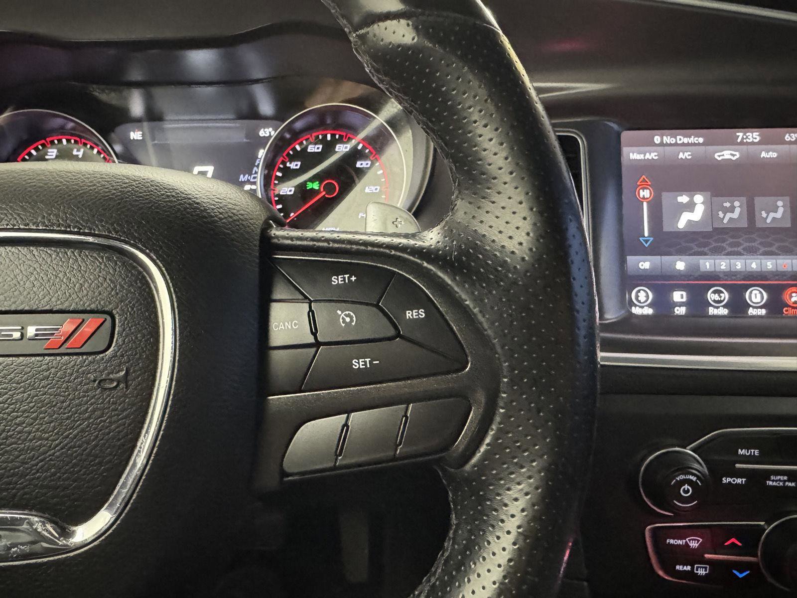 Used 2019 Dodge Charger SXT image 22