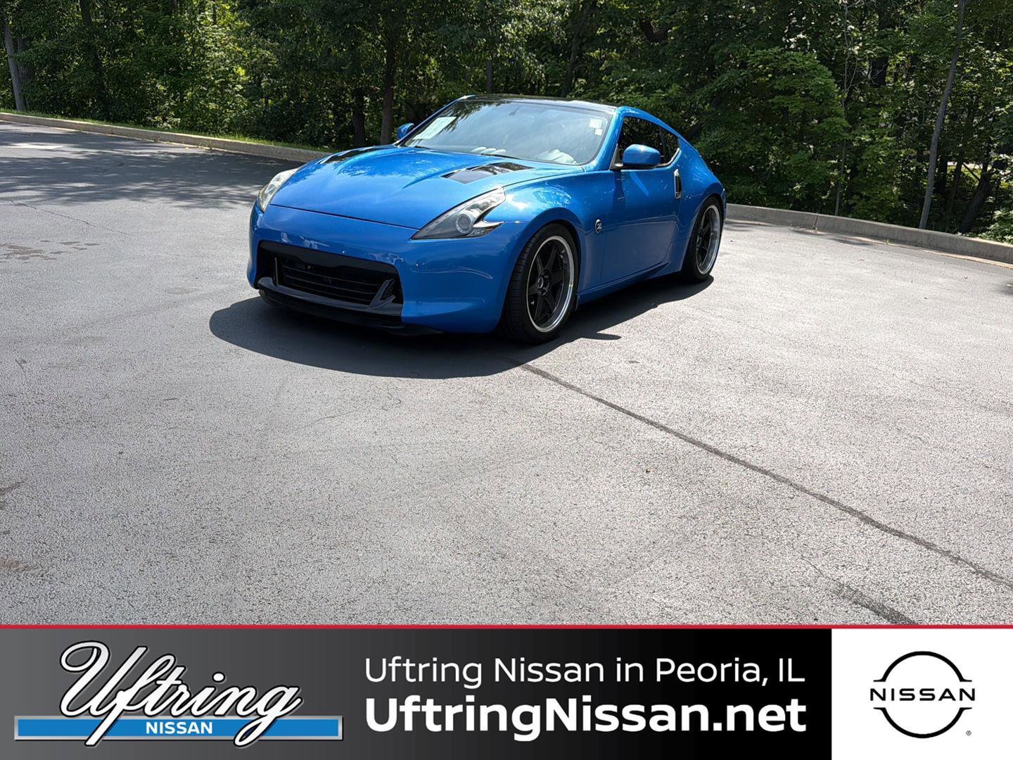 Used 2009 Nissan 370Z Touring w/ Sport Pkg RWD video 1
