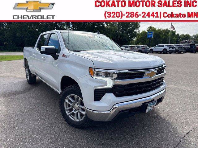 Used 2023 Chevrolet Silverado 1500 LT w/ Z71 Off-Road Package AWD/4WD image 1