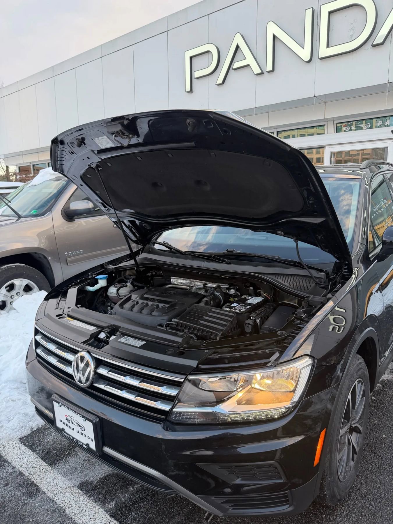 Used 2020 Volkswagen Tiguan S image 11