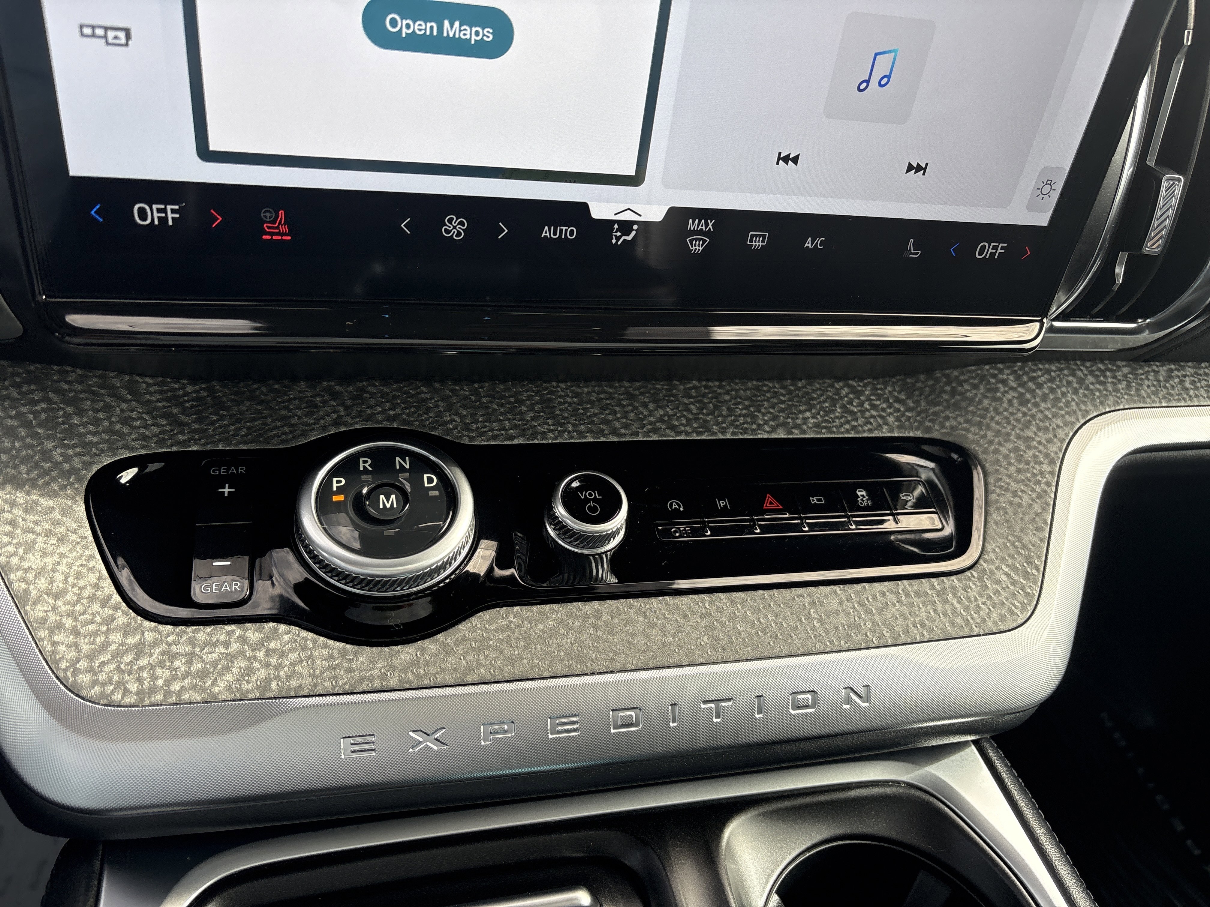 Used 2025 Ford Expedition Tremor image 22