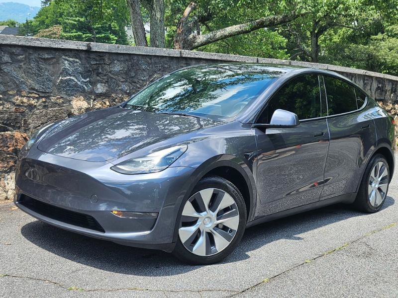 Used 2023 Tesla Model Y Long Range AWD/4WD image 5