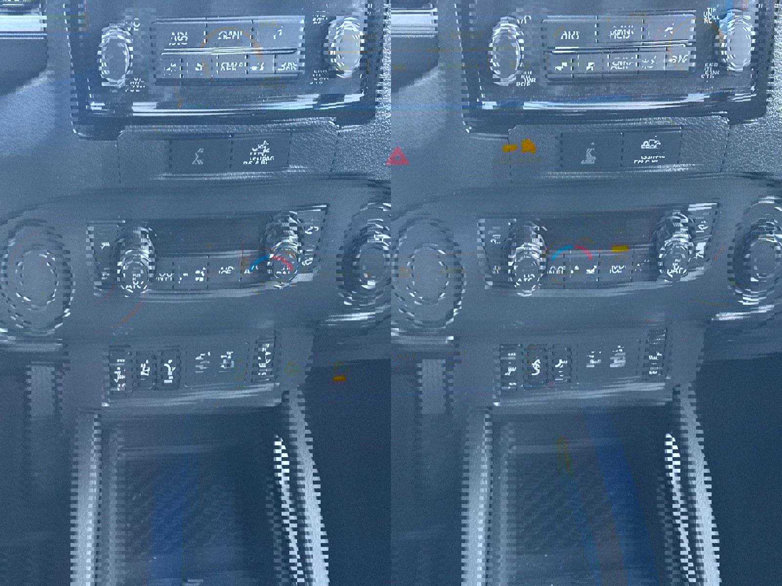 Used 2022 Nissan Frontier SV image 29