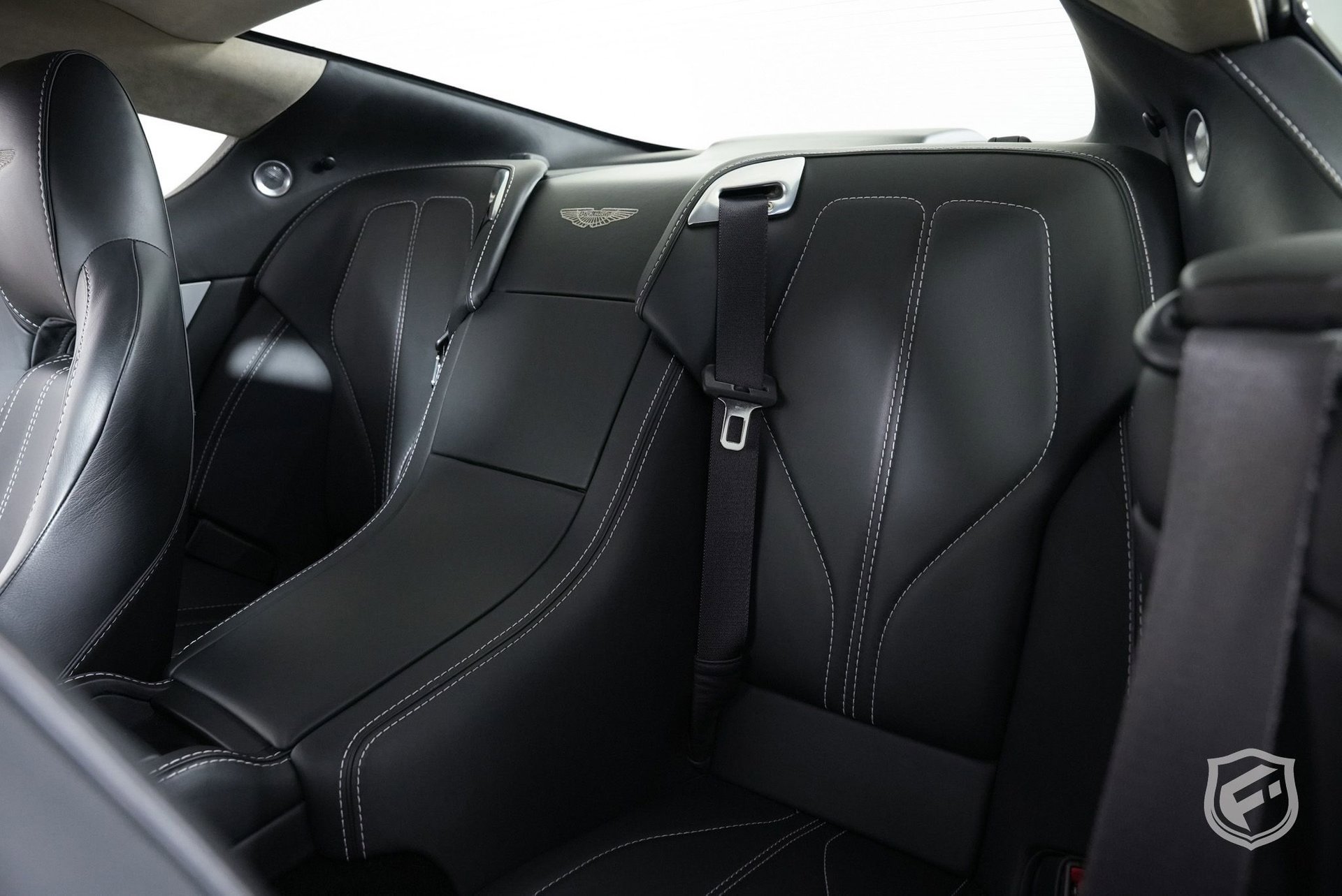 Used 2014 Aston Martin DB9 Coupe image 19