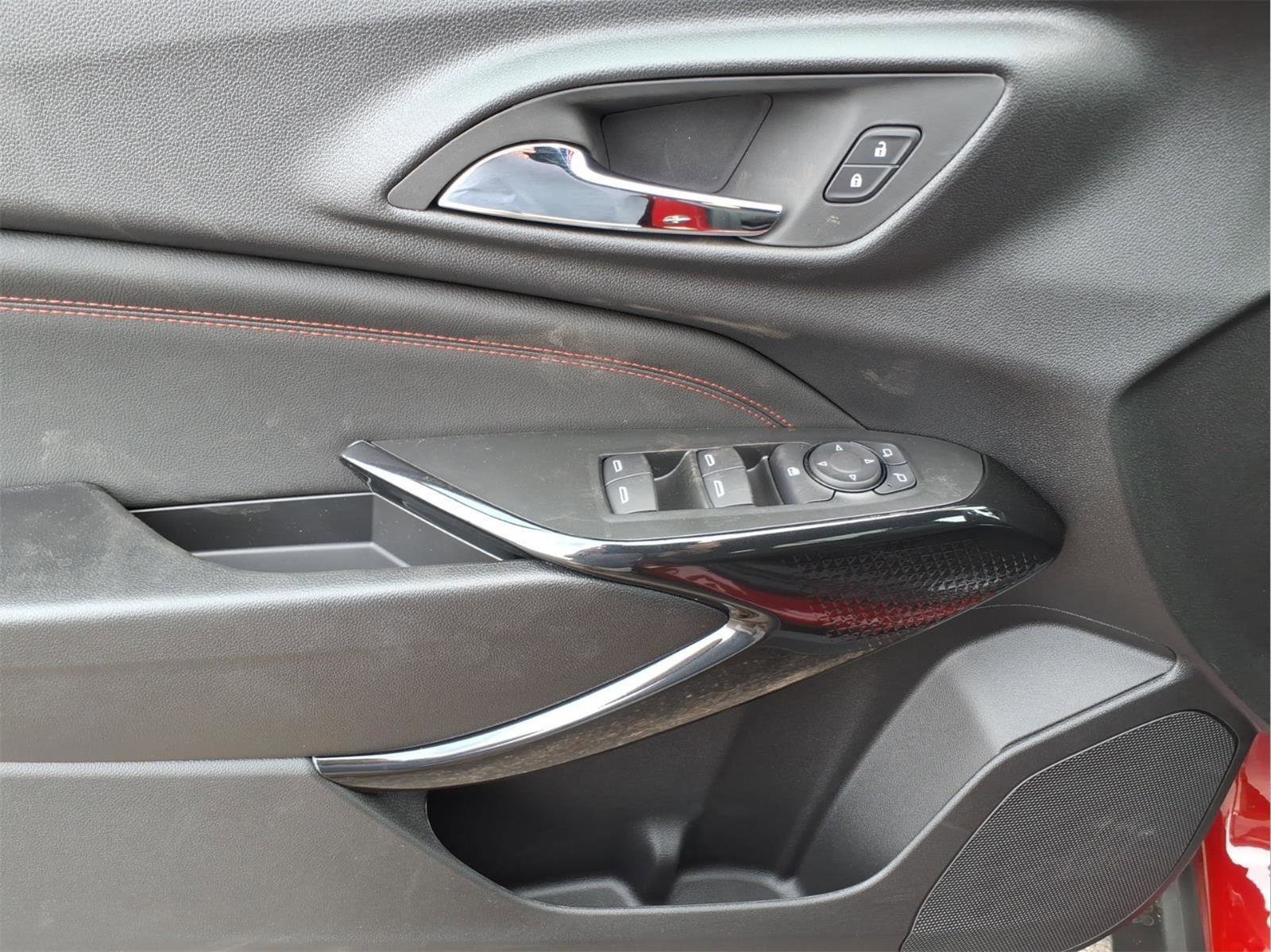 New 2026 Chevrolet Trax RS image 14