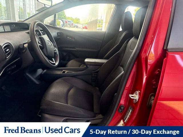 Used 2021 Toyota Prius LE w/ Carpet Mat Package (TMS) AWD/4WD image 30