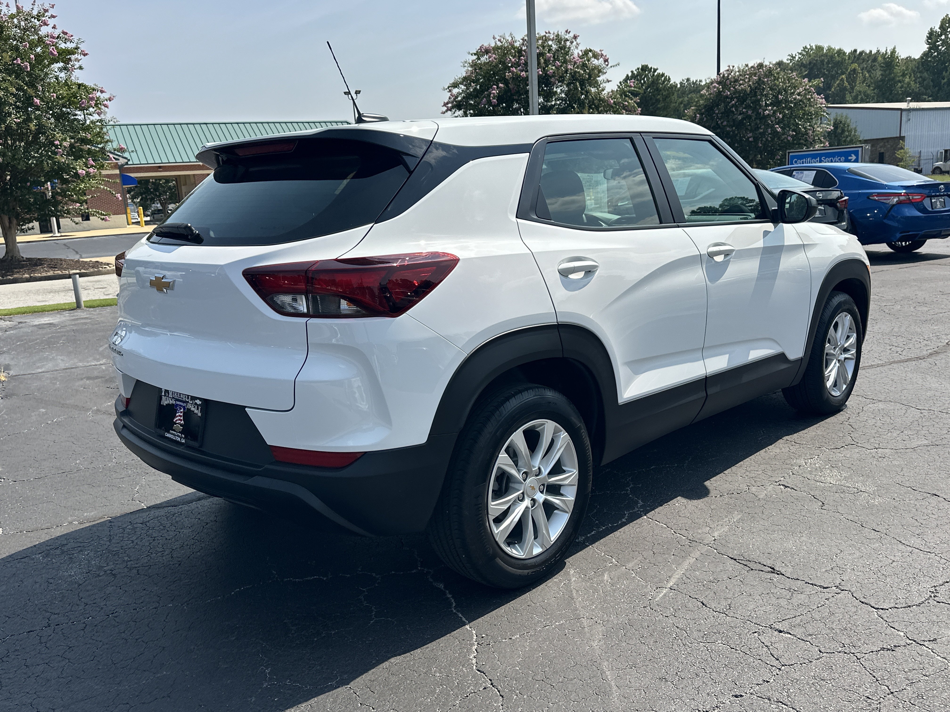 Used 2023 Chevrolet TrailBlazer LS FWD image 8
