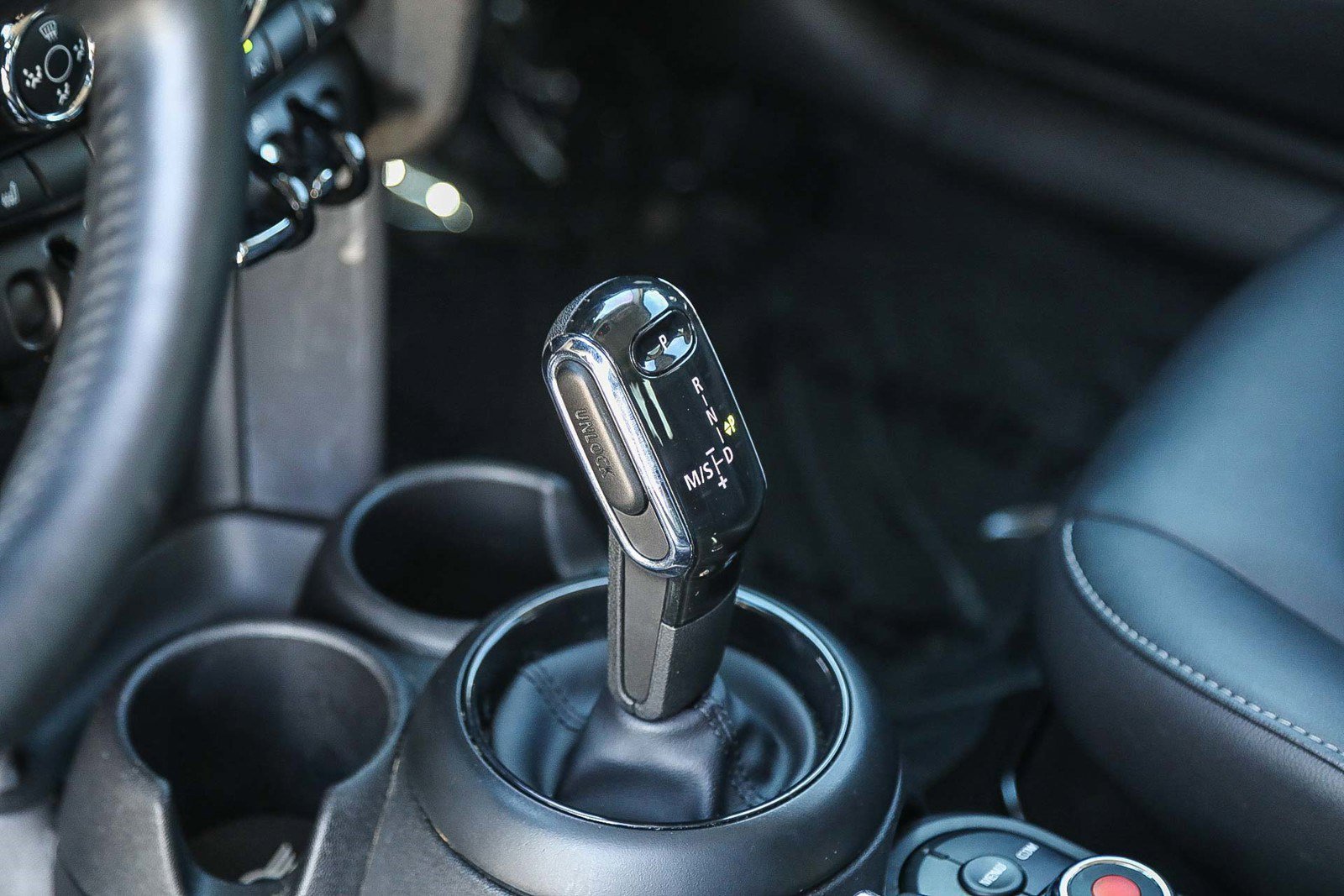 Used 2022 MINI Cooper 4-Door Hardtop image 20