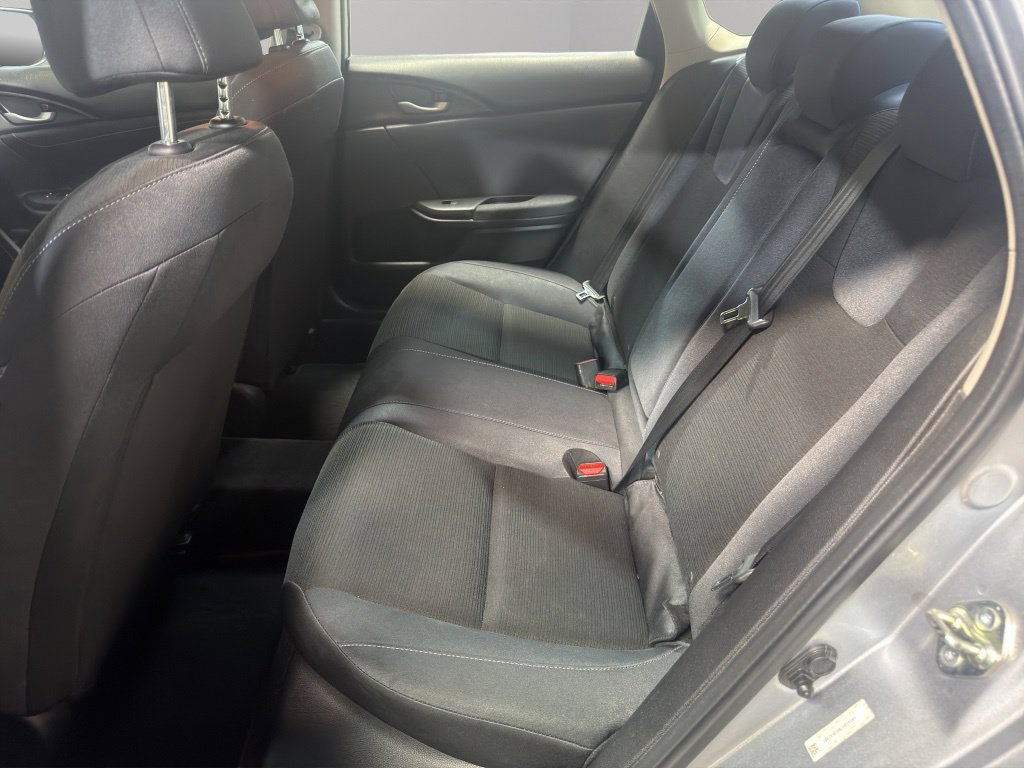 Used 2020 Honda Insight EX image 16