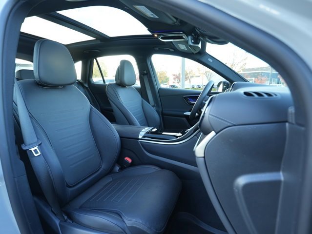 Certified 2025 Mercedes-Benz GLC 43 AMG 4MATIC image 42