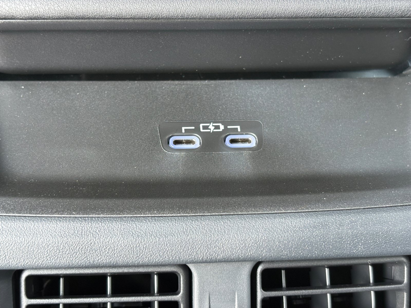 New 2026 Subaru Solterra w/ Premium Convenience Package AWD/4WD image 29