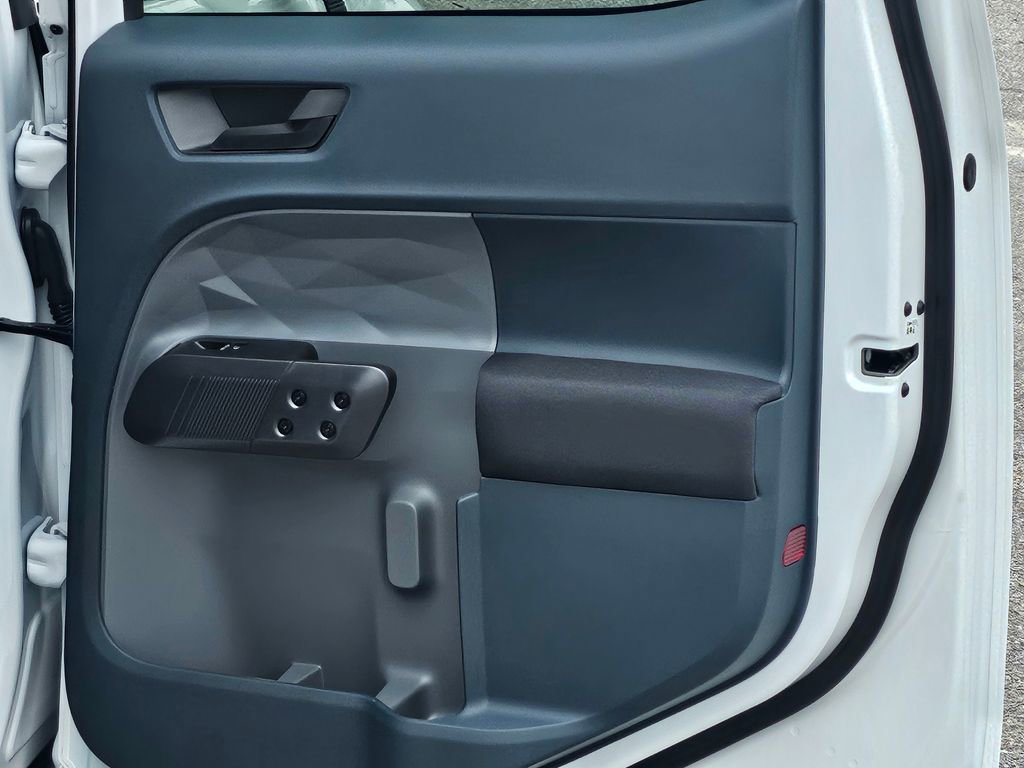 New 2026 Ford Maverick XL image 31