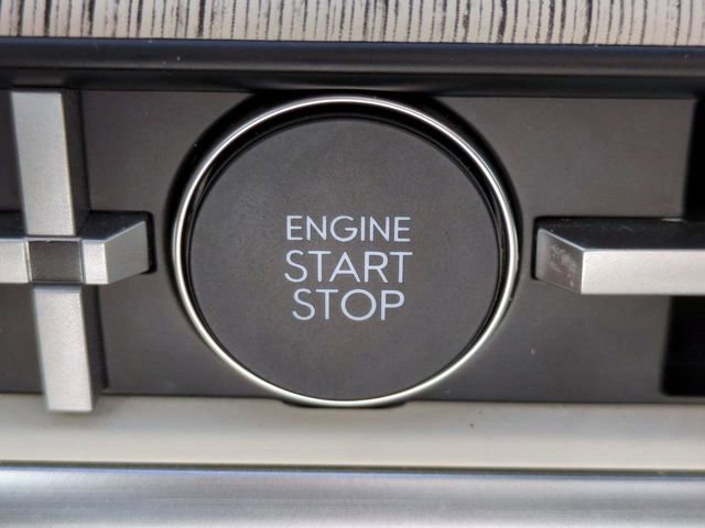 Used 2025 Hyundai Santa Fe Calligraphy image 35