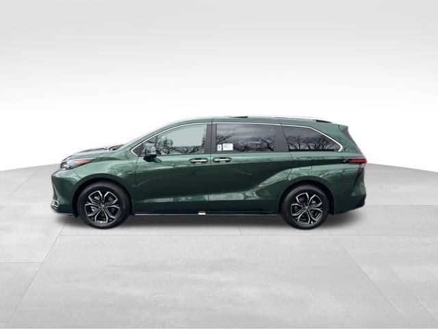 New 2026 Toyota Sienna Platinum AWD/4WD image 2