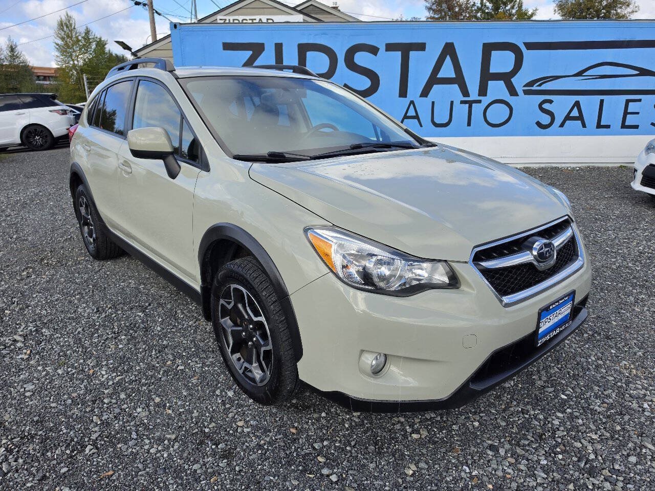 Used 2014 Subaru Crosstrek 2.0i Premium w/ Popular Package #2 AWD/4WD image 1