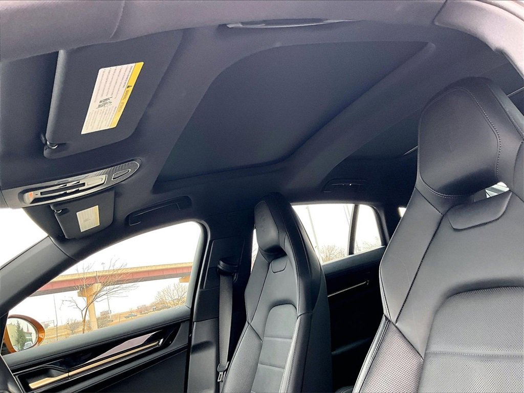Used 2025 Porsche Panamera 4 image 18