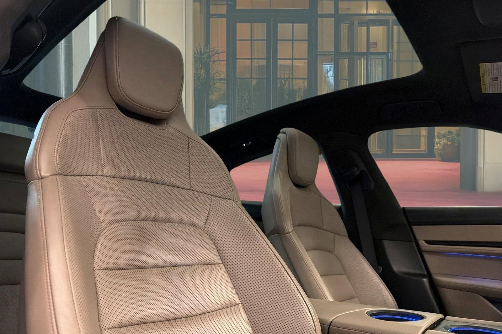 Used 2021 Porsche Taycan 4S image 29