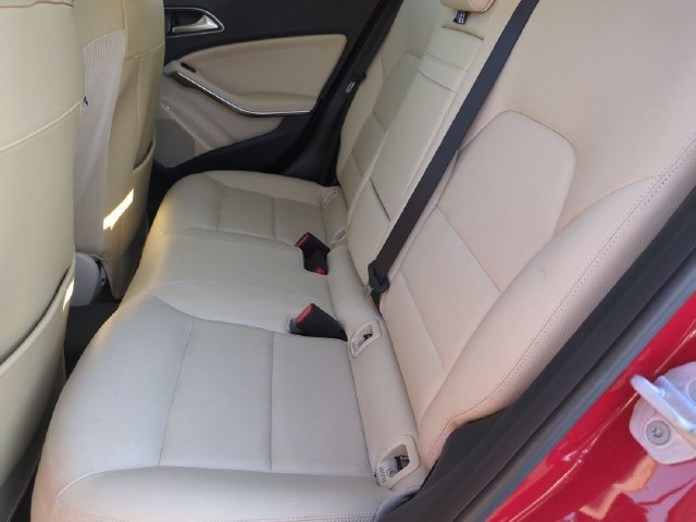 Used 2015 Mercedes-Benz GLA 250 4MATIC image 15