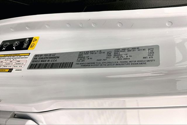 Used 2025 Jeep Wrangler Unlimited Sahara w/ Safety Group image 42