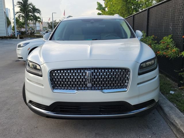 Certified 2022 Lincoln Nautilus FWD w/ Premium Package image 2