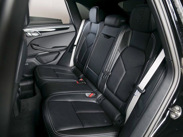 New 2025 Porsche Macan Turbo image 14