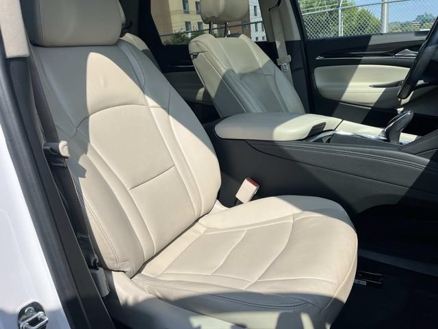 Used 2018 Buick Enclave Premium w/ Experience Buick Package FWD image 29