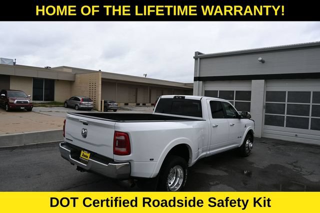 Used 2022 RAM 3500 Laramie RWD image 17