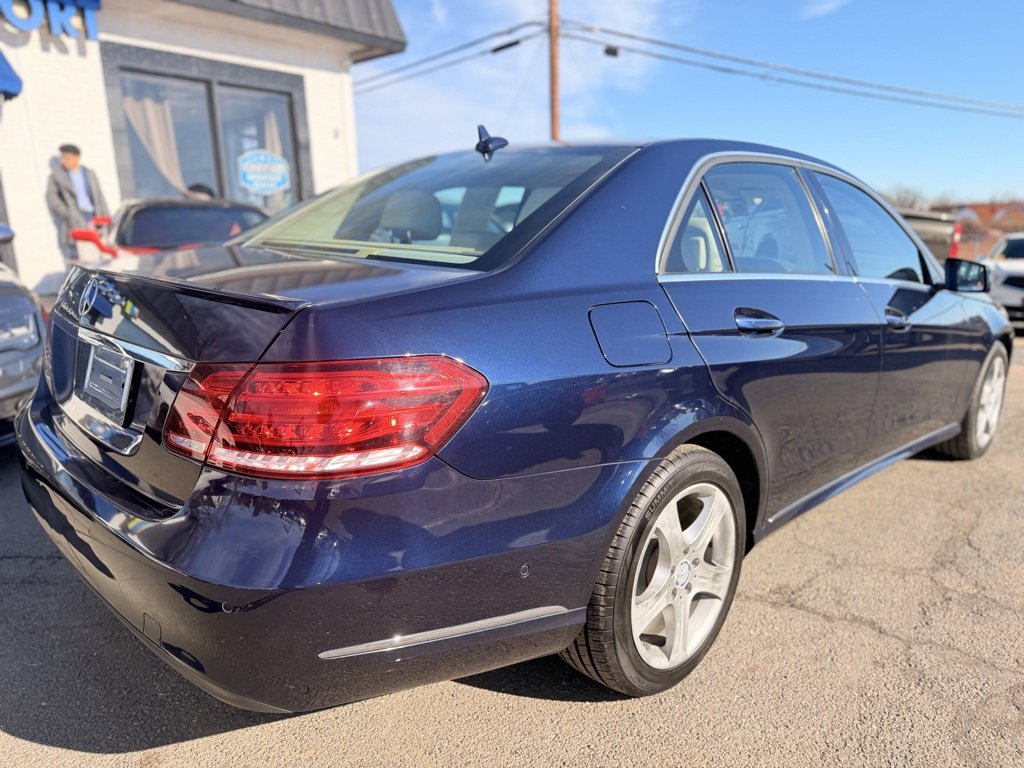 Used 2015 Mercedes-Benz E 350 Sedan image 4