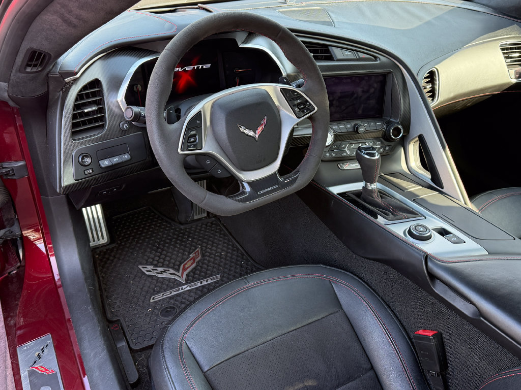 Used 2016 Chevrolet Corvette Stingray Coupe w/ 3LT Preferred Equipment Group RWD image 4