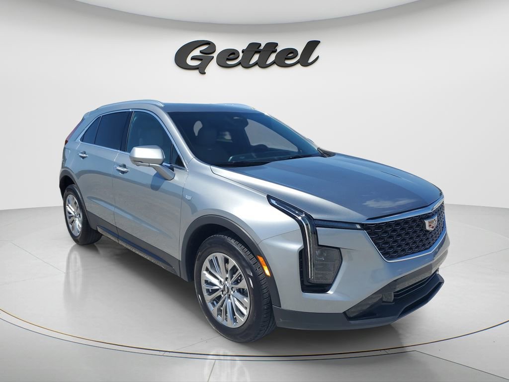 Used 2025 Cadillac XT4 Premium Luxury image 10