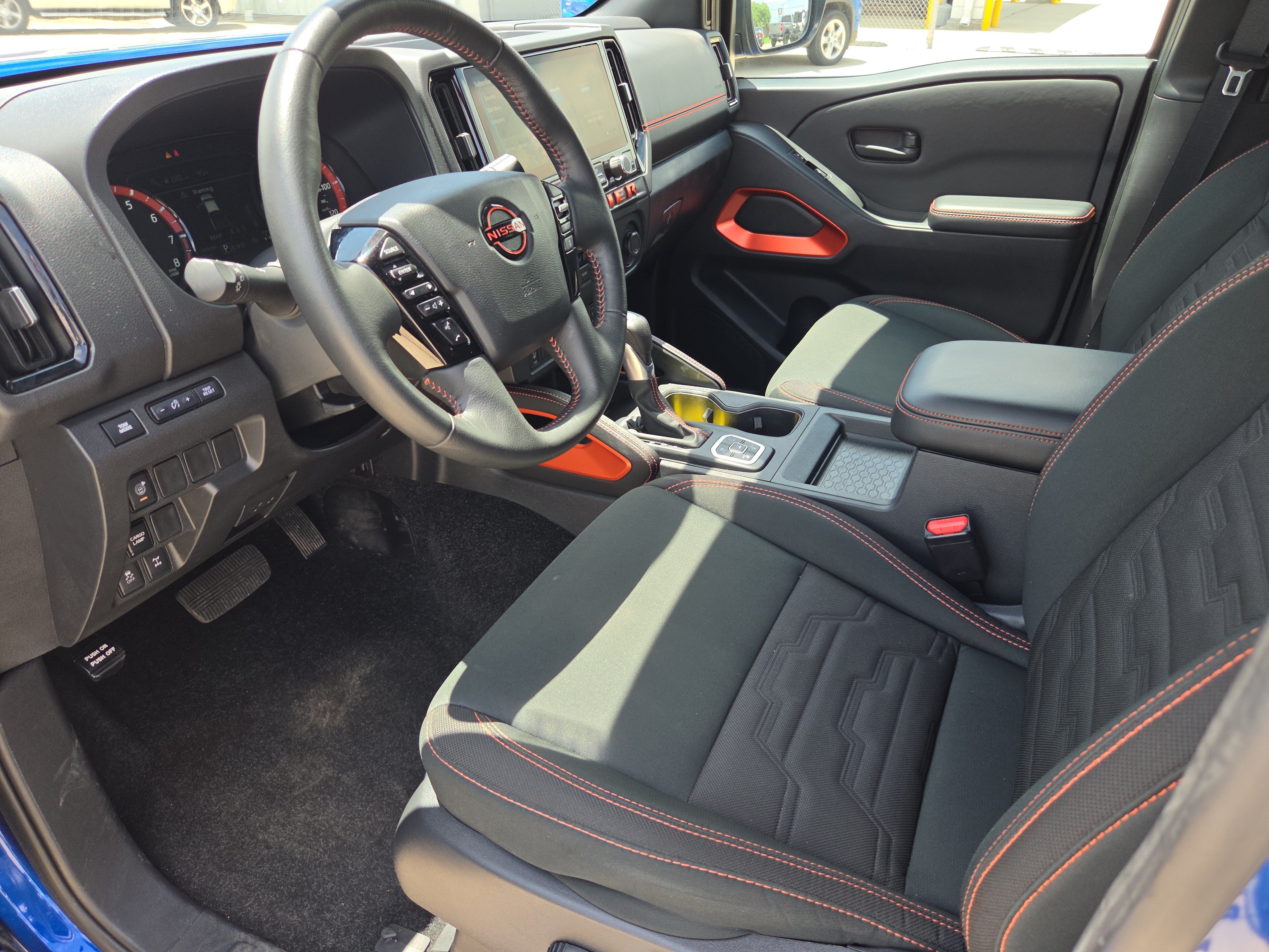 Used 2026 Nissan Frontier PRO-4X w/ Tow Package AWD/4WD image 14