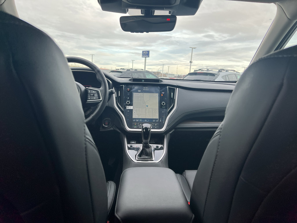 Used 2025 Subaru Outback Limited image 21