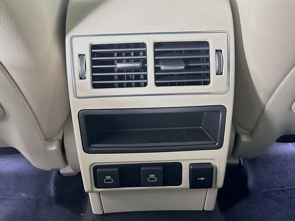 New 2026 Jaguar F-PACE R-Dynamic S image 25