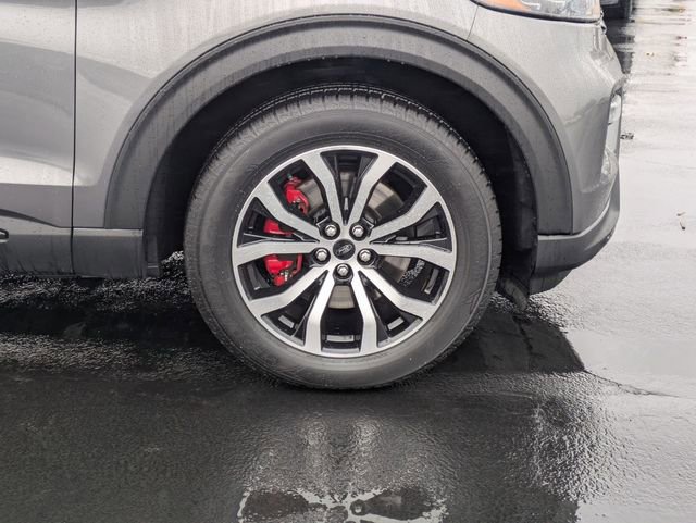 Used 2023 Ford Explorer ST w/ ST High-Performance Pack image 23